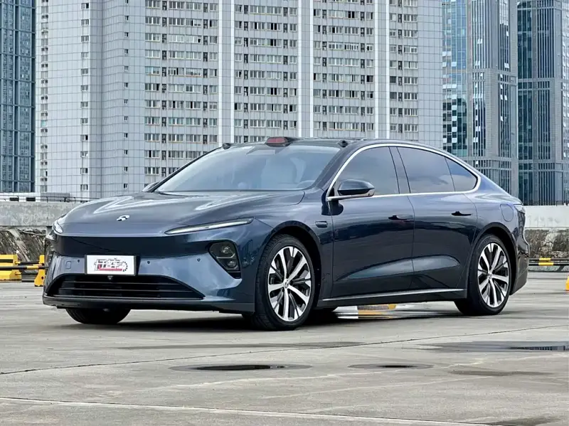 NIO ET7