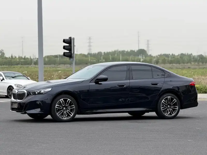 BMW 5 Series (Import)