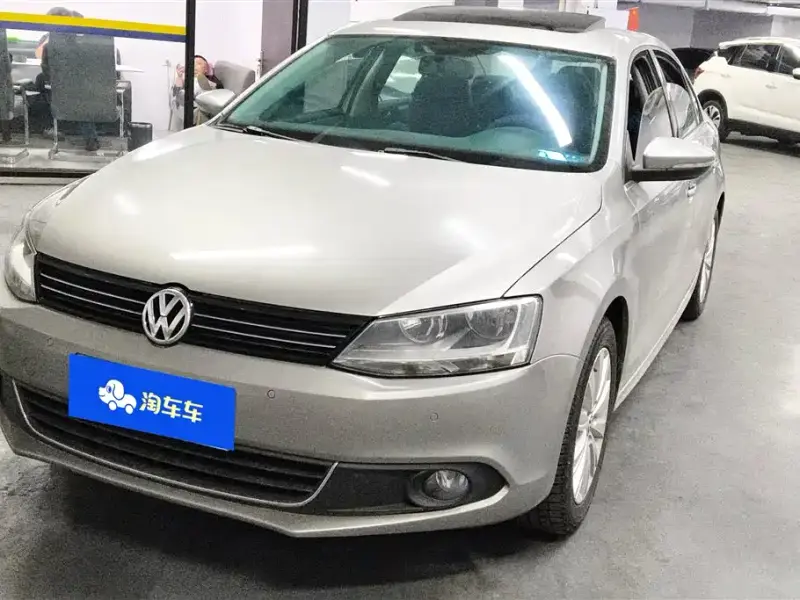 Volkswagen Sagitar