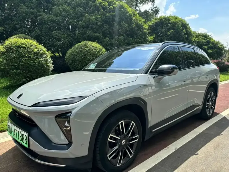 NIO ES6