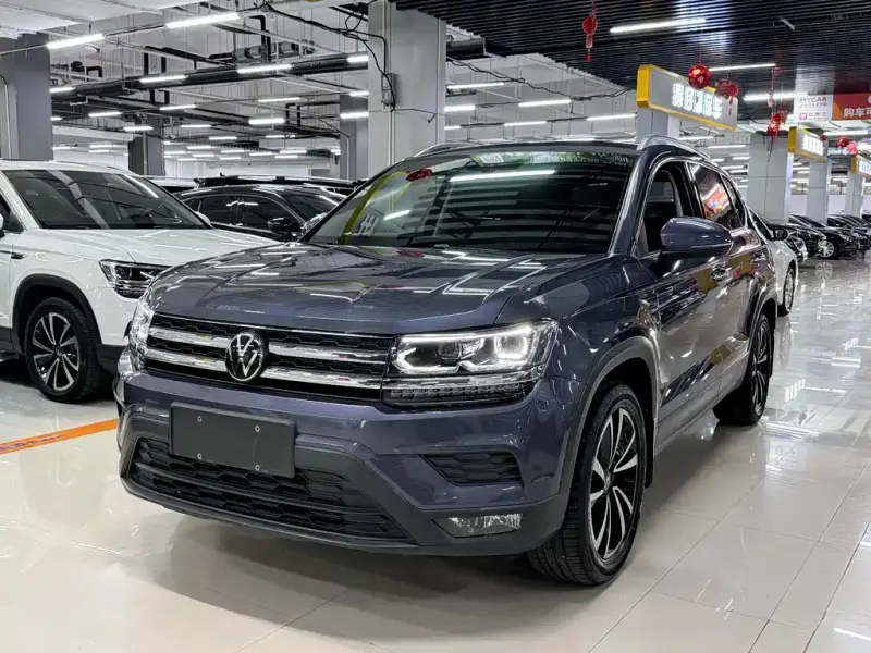 Volkswagen Tharu