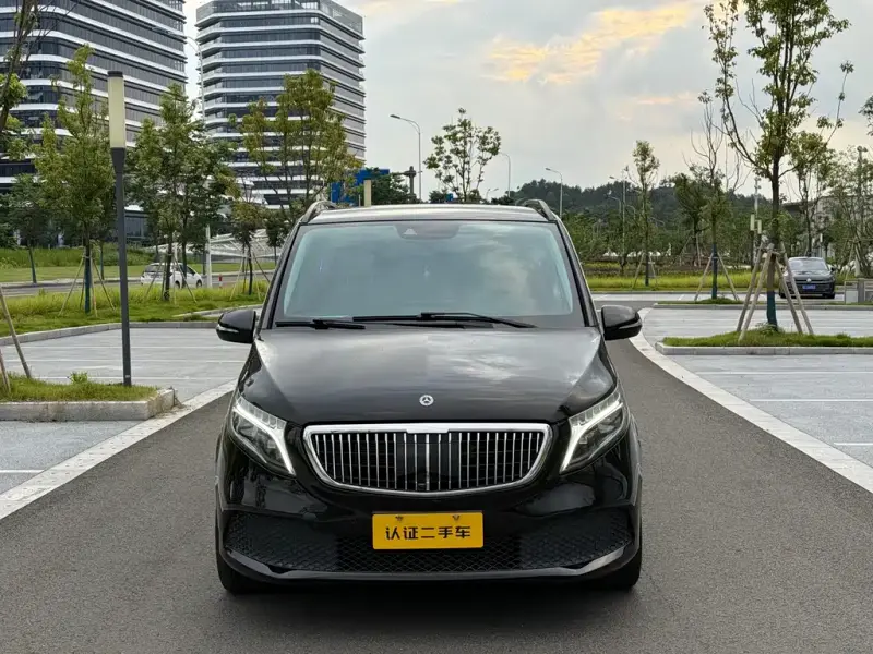Mercedes-Benz V-Class