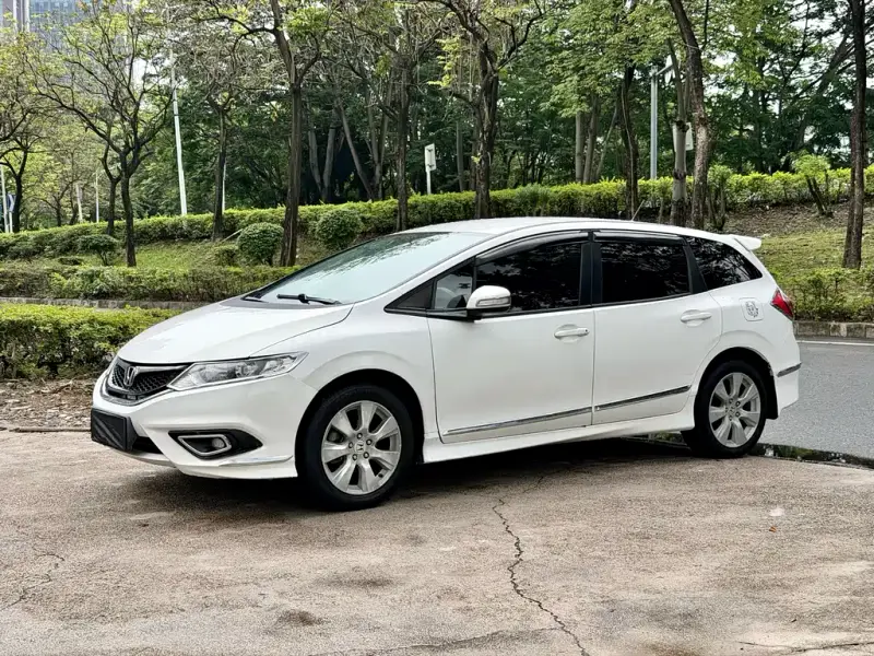 Honda Jade