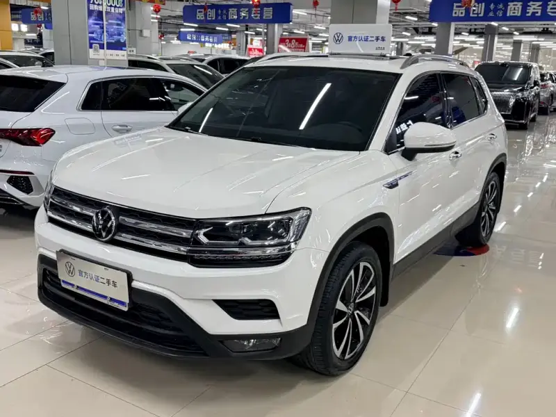 Volkswagen Tharu