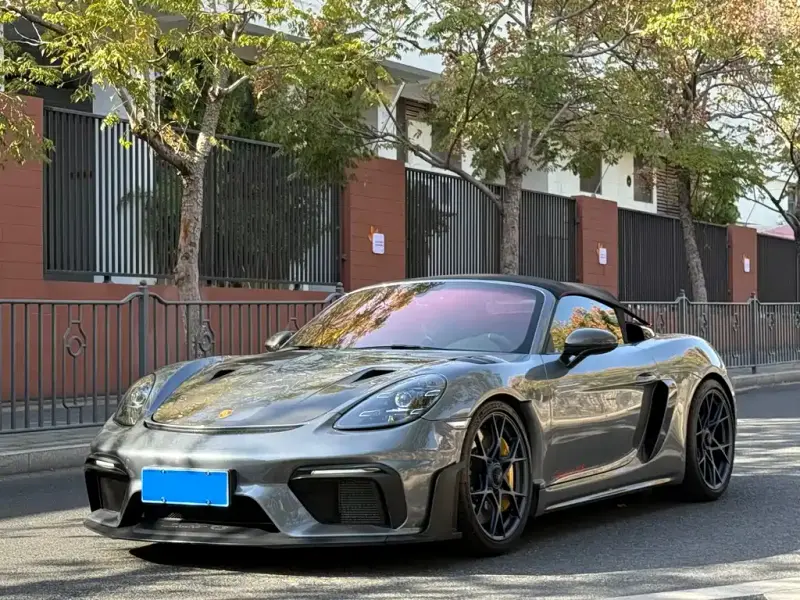 Porsche 718