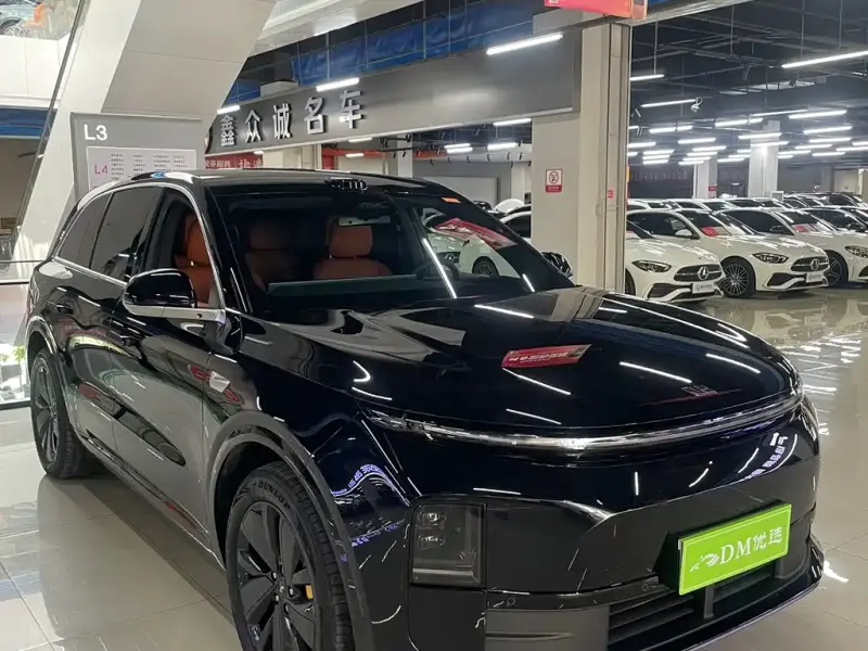 Li Auto L6