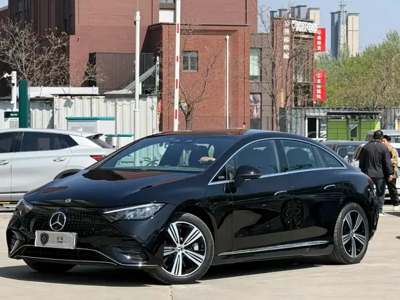 Mercedes-Benz EQE