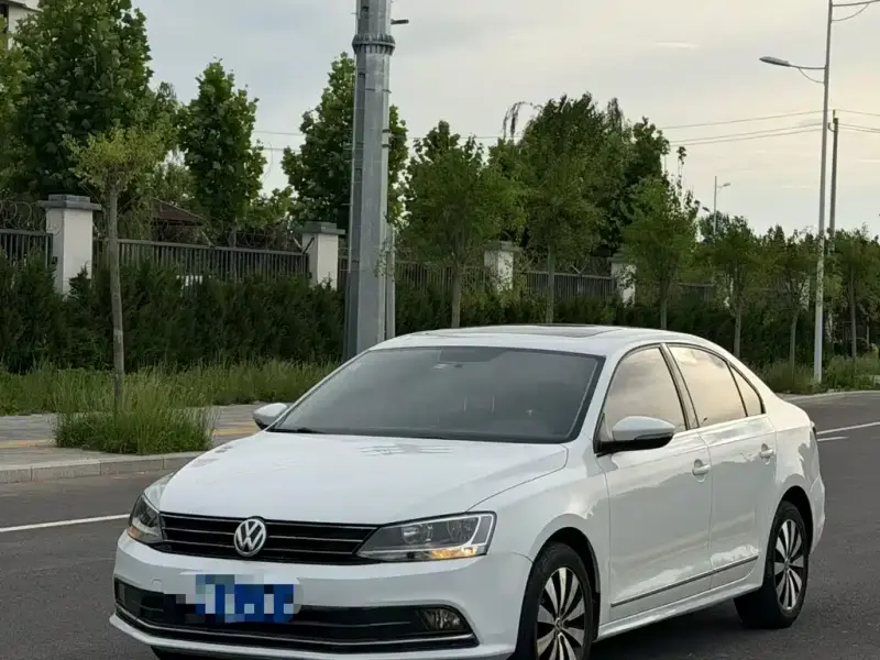Volkswagen Sagitar