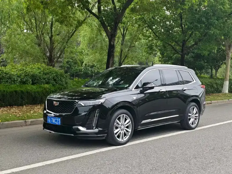 Cadillac XT6