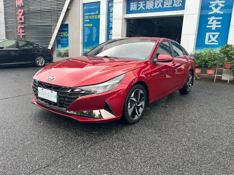 Hyundai Elantra