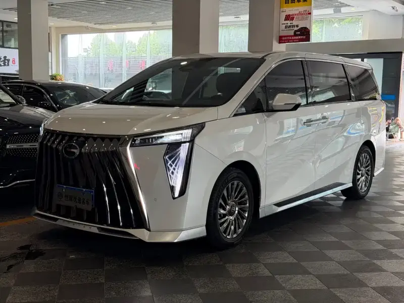 GAC Motor M8
