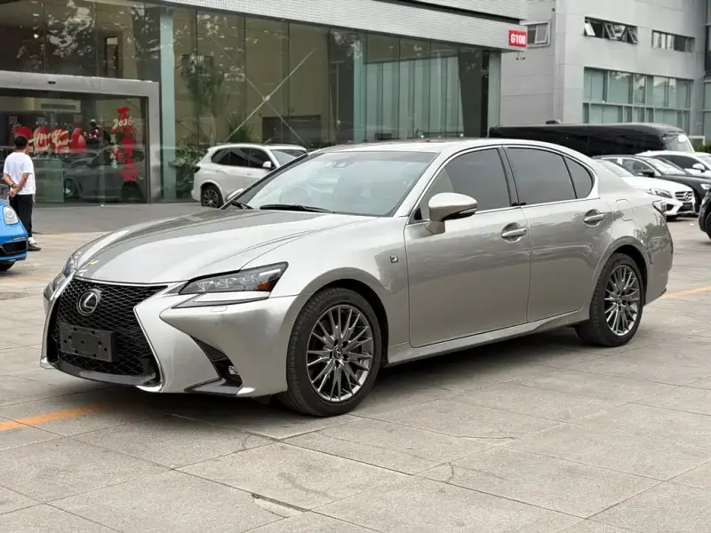 Lexus GS