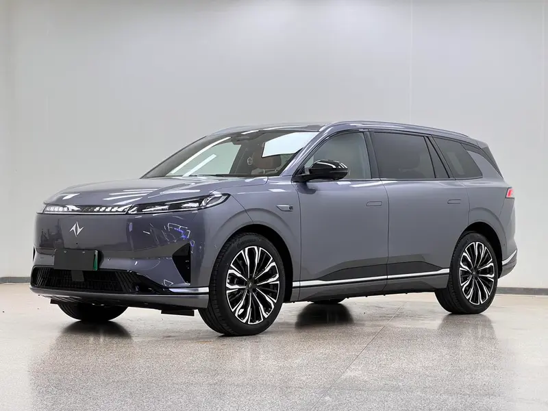 Dongfeng Yipai 008