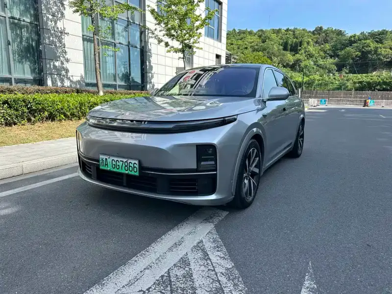 Li Auto L7