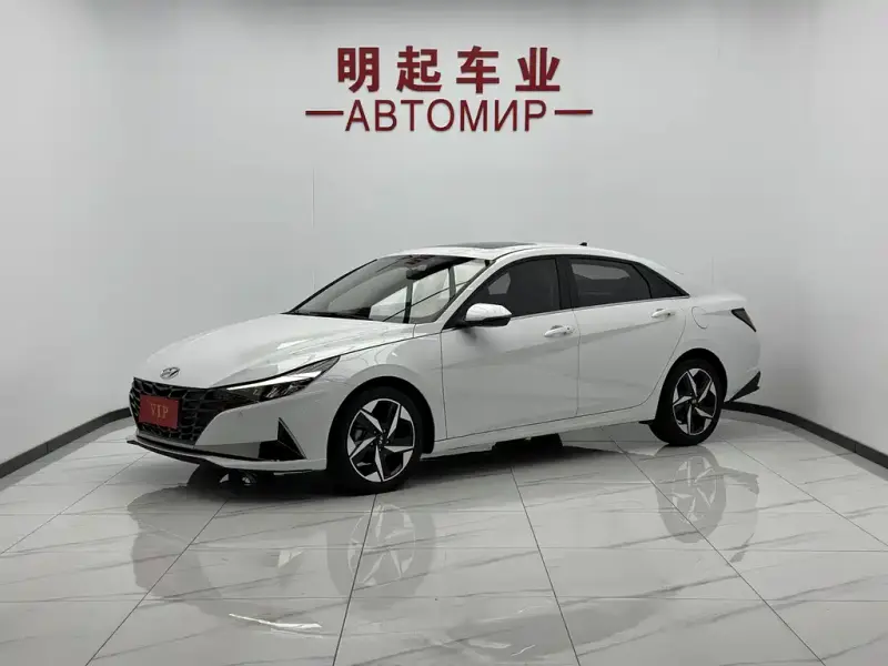 Hyundai Elantra