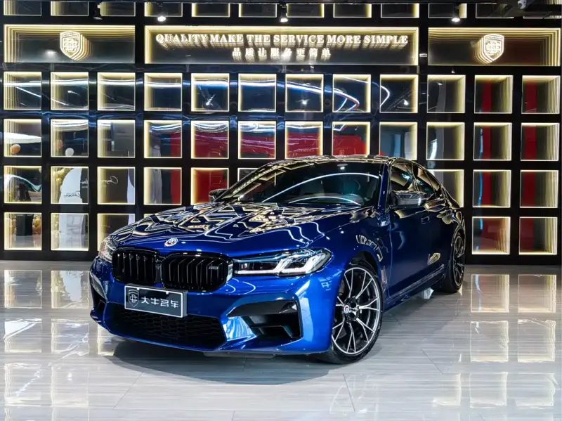 BMW M5