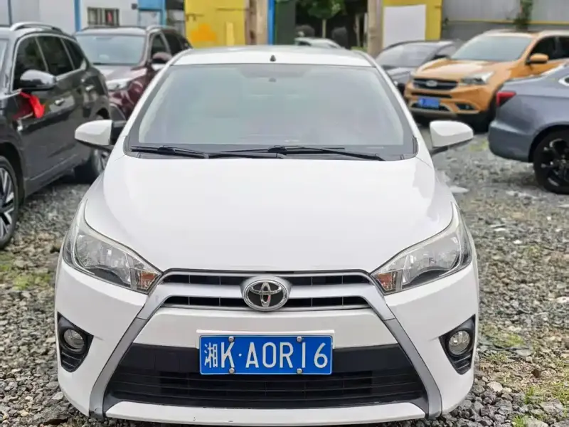 Toyota Yaris L
