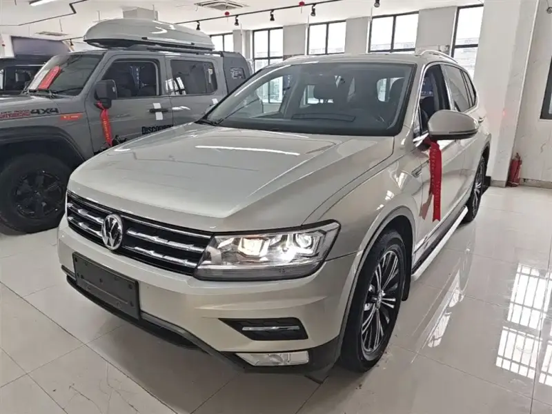 Volkswagen Tiguan L