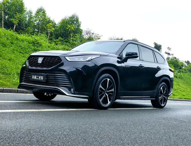 Toyota Crown Kluger