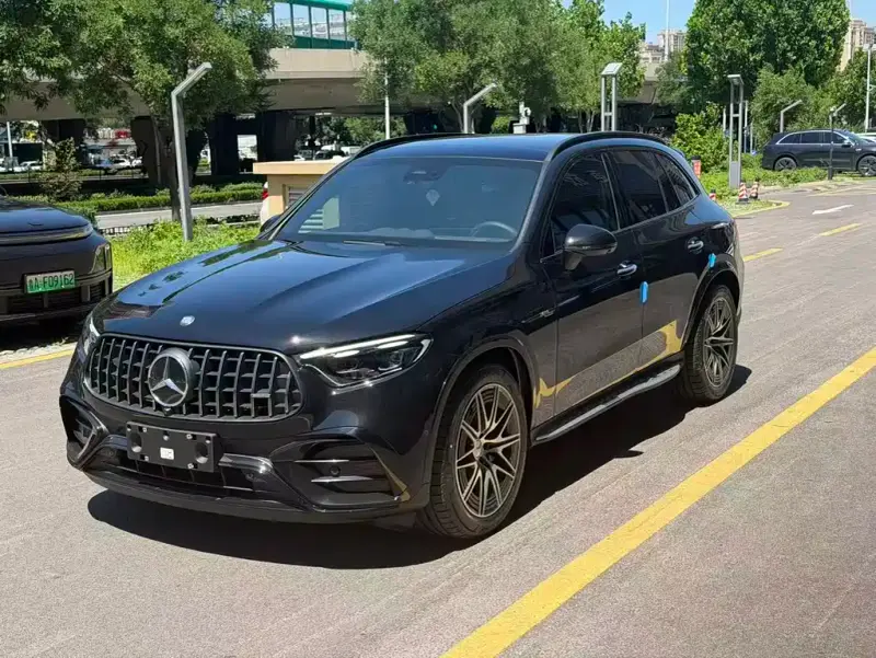 Mercedes-Benz GLC AMG