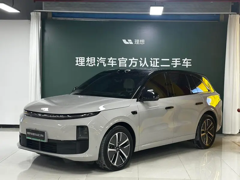 Li Auto L6