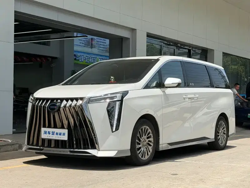 GAC Motor M8