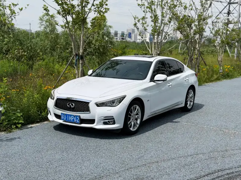 Infiniti Q50L