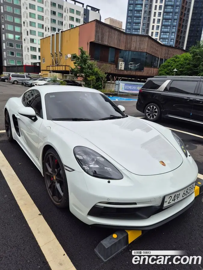 Porsche 718