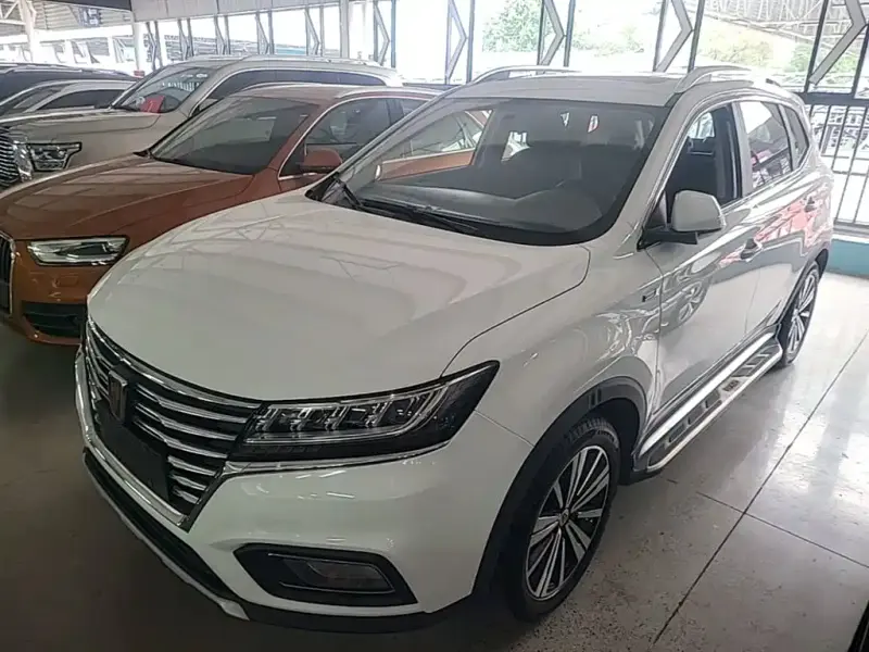 Roewe MG HS (RX5)