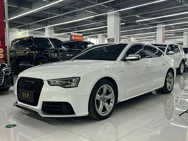 Audi A5 (Import)