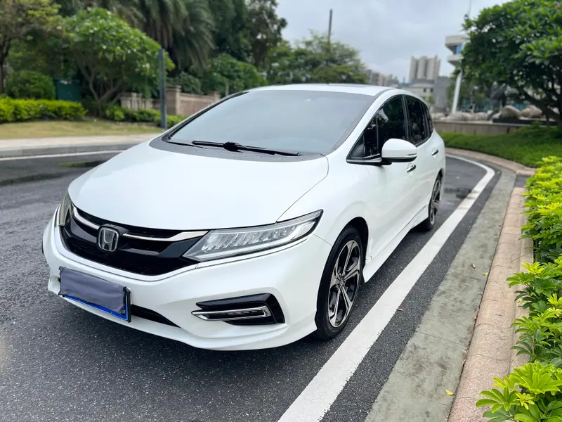 Honda Jade