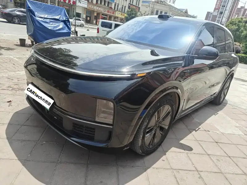 Li Auto L8