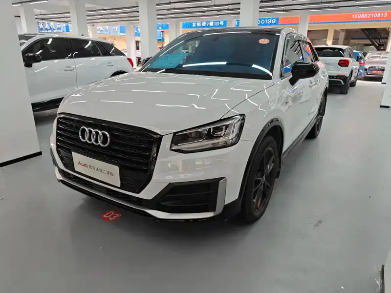 Audi Q2L
