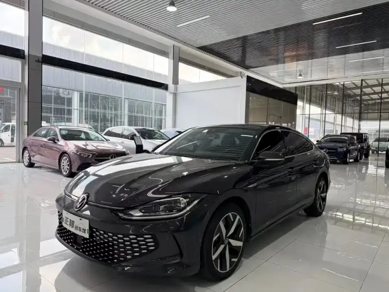 Volkswagen Lamando