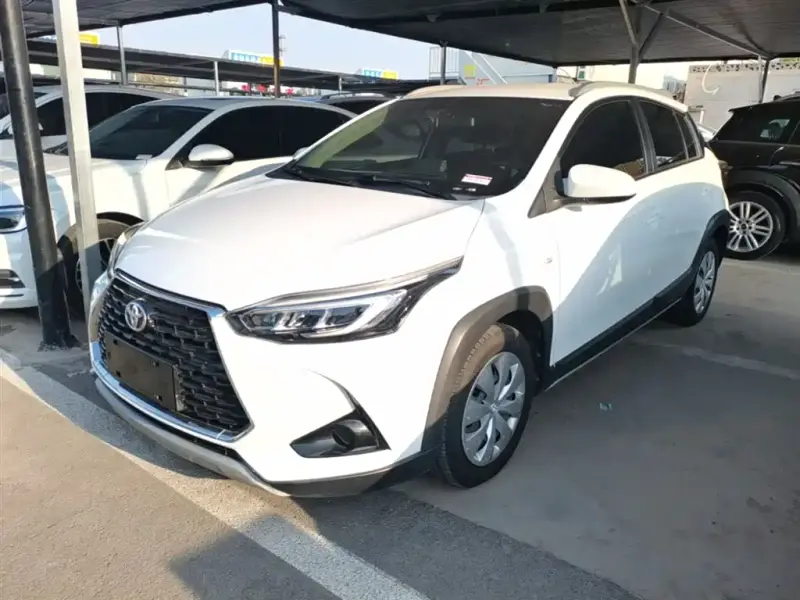 Toyota Yaris L