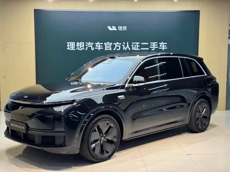 Li Auto L8