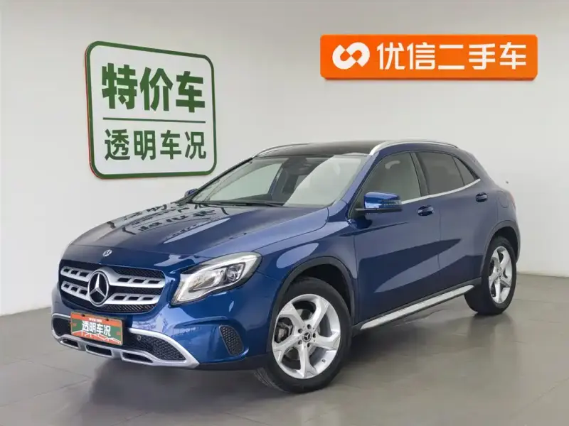 Mercedes-Benz GLA