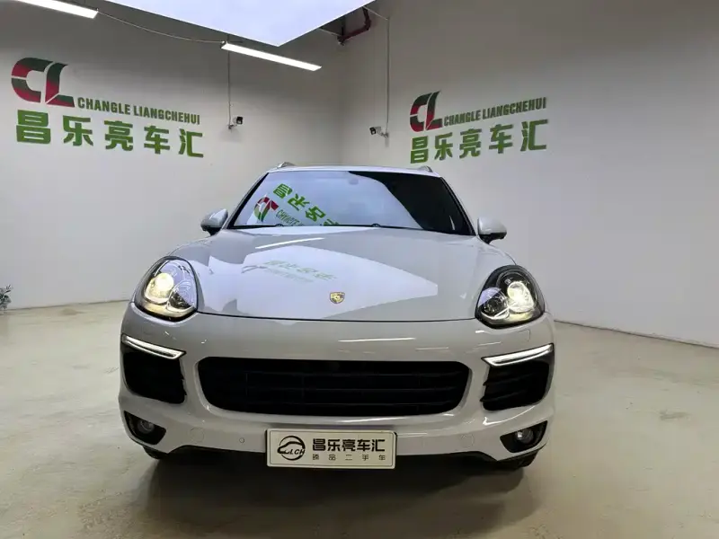 Porsche Cayenne Hybrid