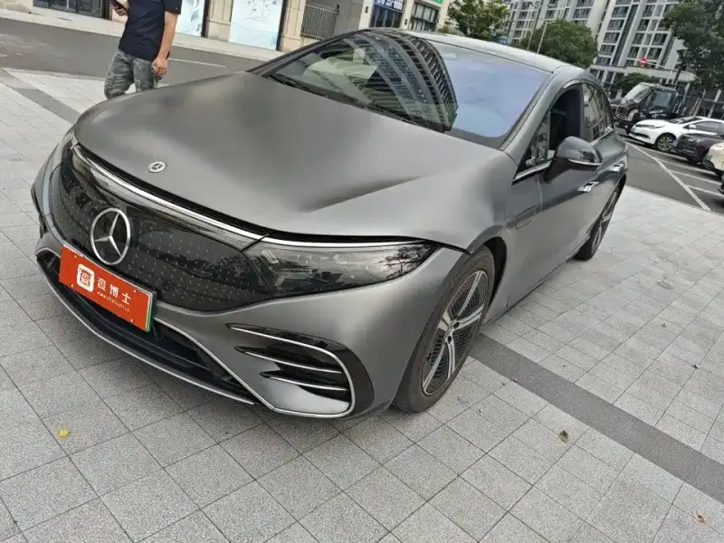 Mercedes-Benz EQS