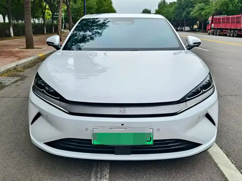 BYD Qin L