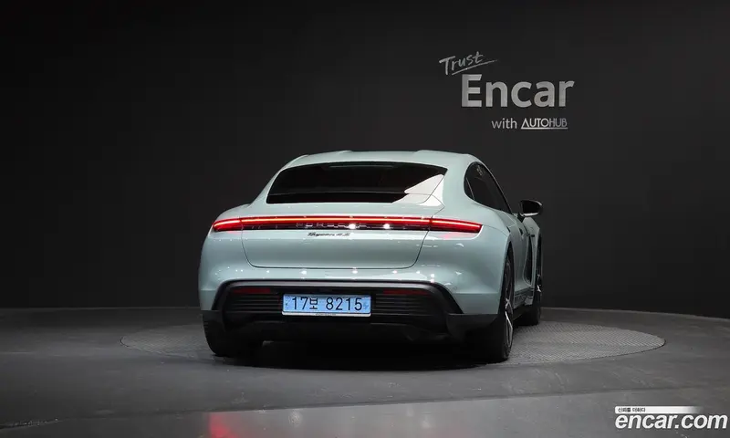 Porsche Taycan