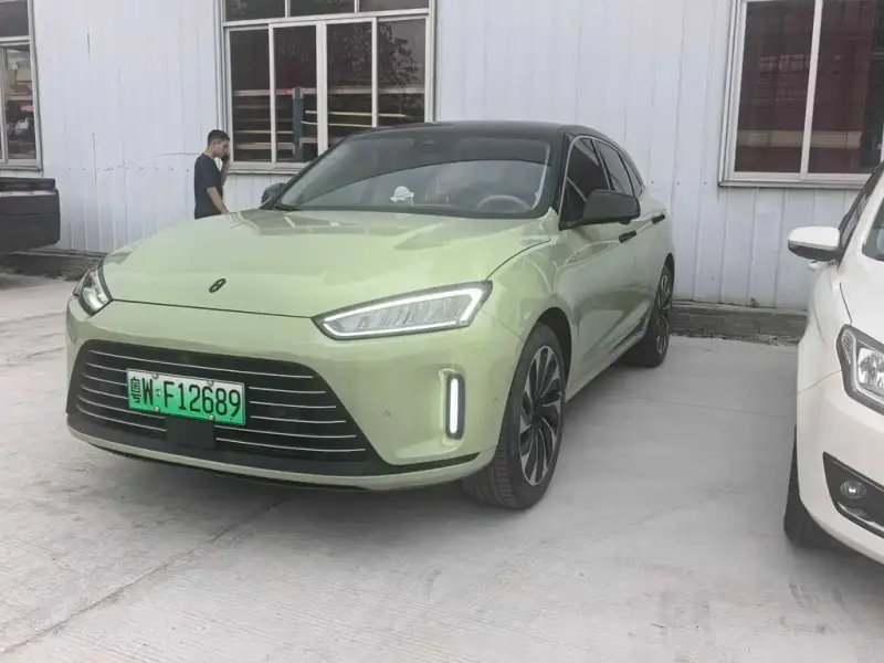 AITO M5