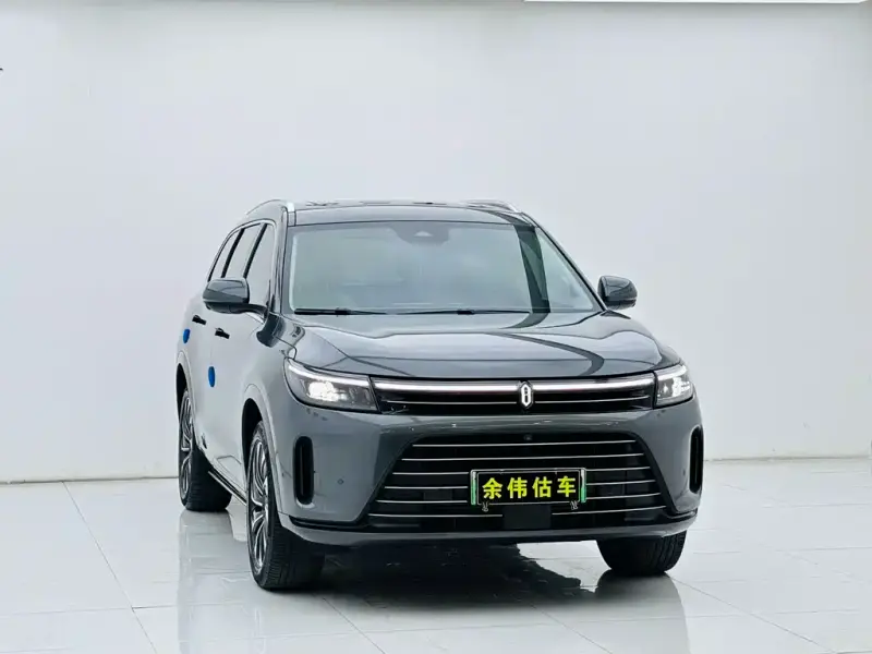 AITO M7