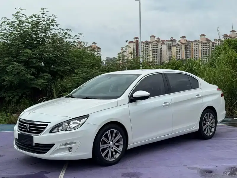 Peugeot 408