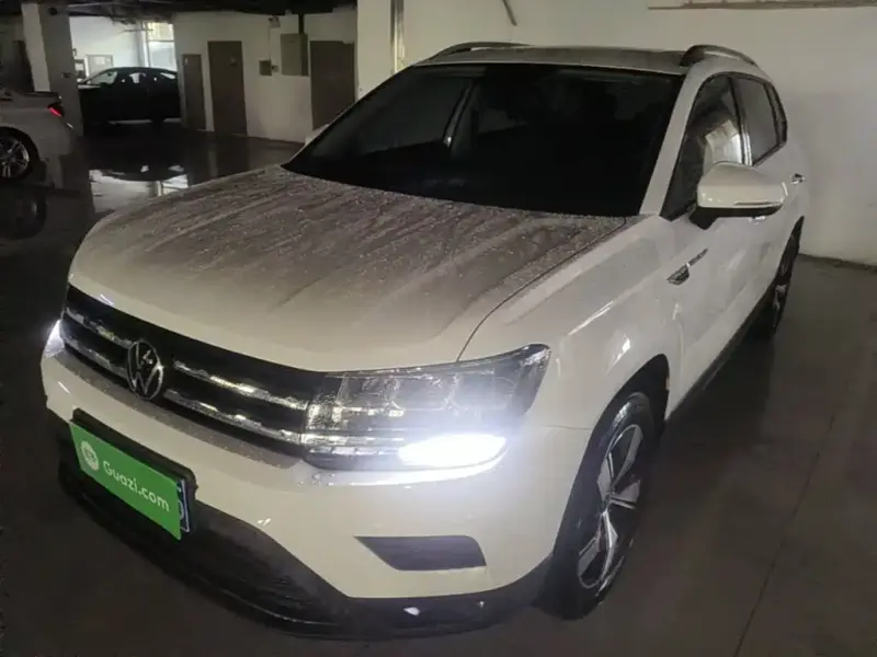 Volkswagen Tharu