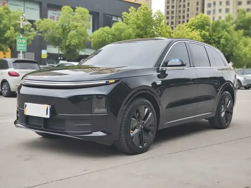 Li Auto L6