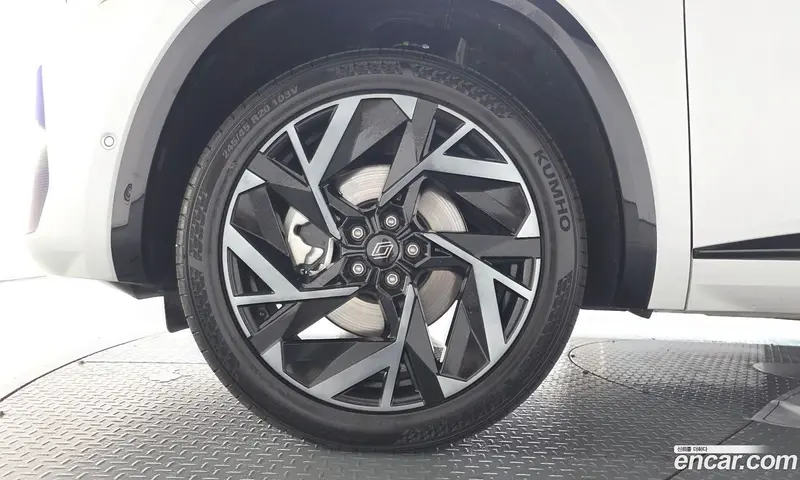 Renault-KoreaSamsung Koleos L (Grand Koleos)
