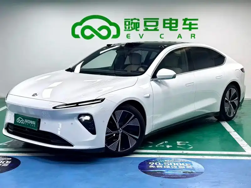 NIO ET7