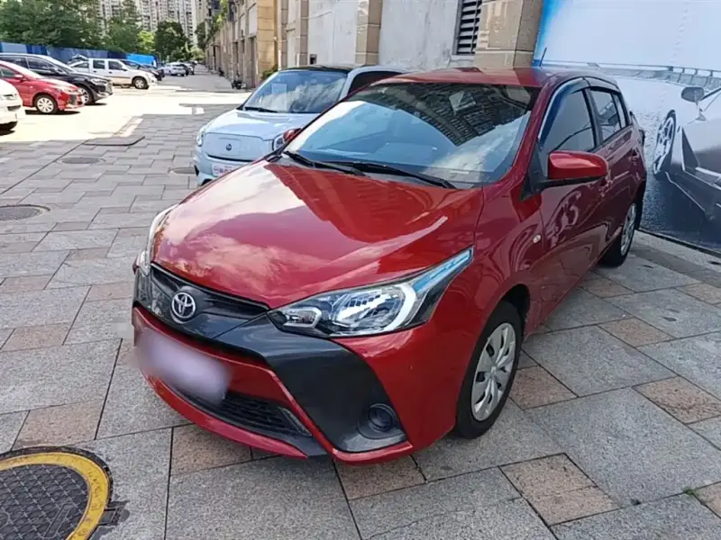 Toyota Yaris L