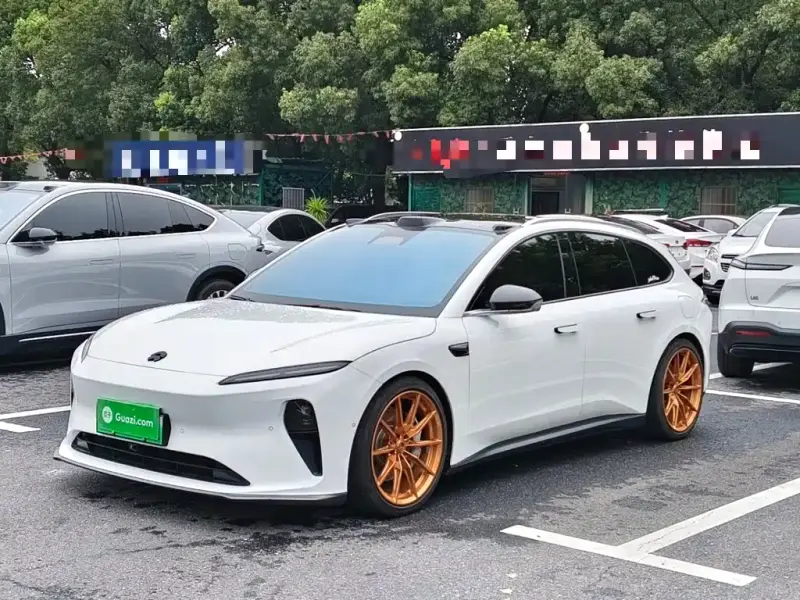NIO ET5T